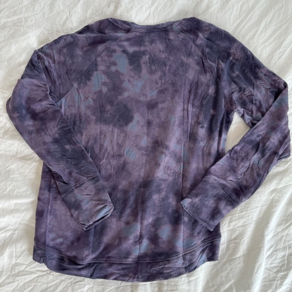 3 $20 for $45 Athleta Mindset Print Sweater - Picture 4 of 4
